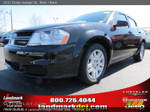 2013 Dodge Avenger SE in Black