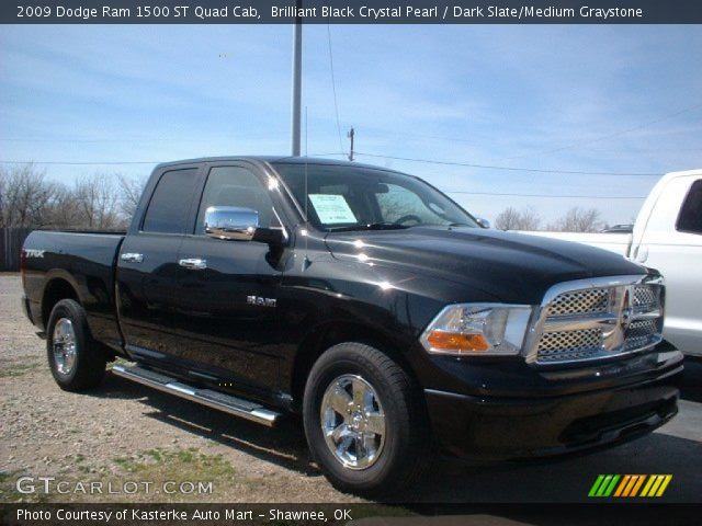2009 Dodge Ram 1500 ST Quad Cab in Brilliant Black Crystal Pearl