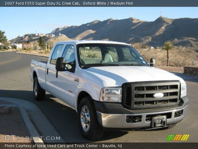 2007 Ford F350 Super Duty XL Crew Cab in Oxford White