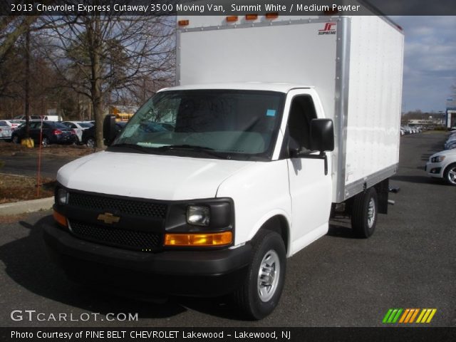 2013 Chevrolet Express Cutaway 3500 Moving Van in Summit White