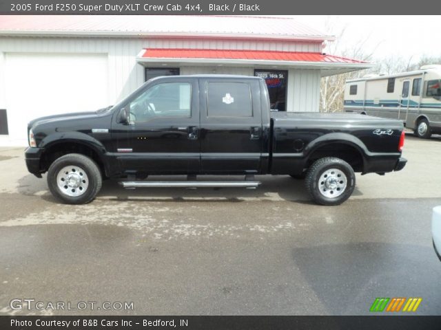 2005 Ford F250 Super Duty XLT Crew Cab 4x4 in Black