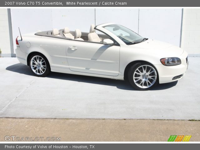 2007 Volvo C70 T5 Convertible in White Pearlescent