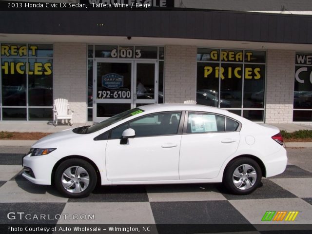 2013 Honda Civic LX Sedan in Taffeta White
