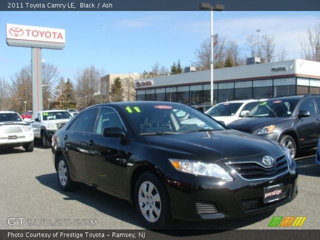 2011 Toyota Camry LE in Black
