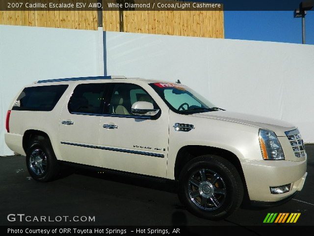 2007 Cadillac Escalade ESV AWD in White Diamond