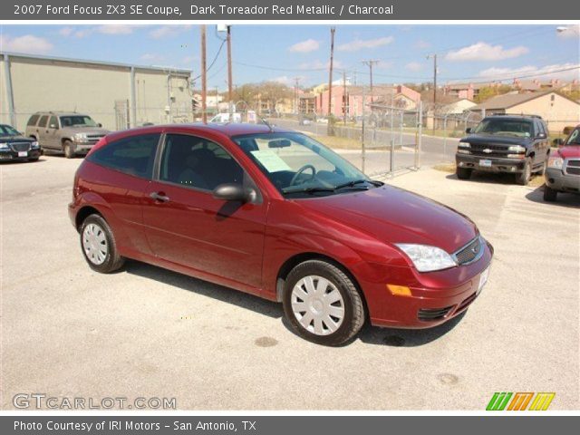 2007 Ford Focus ZX3 SE Coupe in Dark Toreador Red Metallic