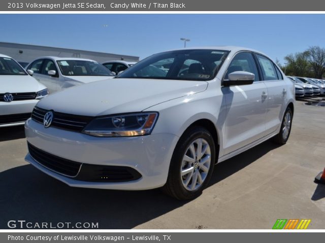 2013 Volkswagen Jetta SE Sedan in Candy White