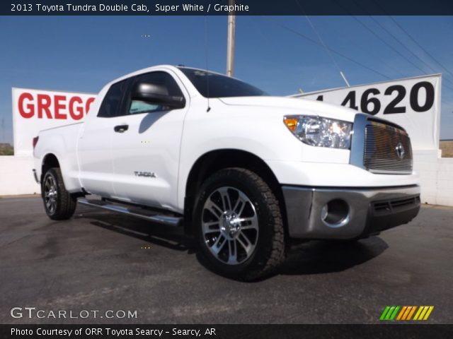 2013 Toyota Tundra Double Cab in Super White