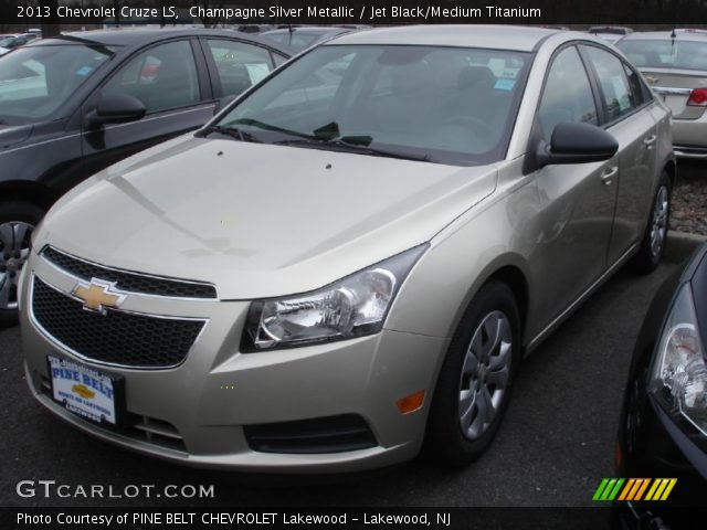 2013 Chevrolet Cruze LS in Champagne Silver Metallic