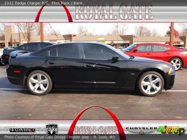 2012 Dodge Charger R/T in Pitch Black