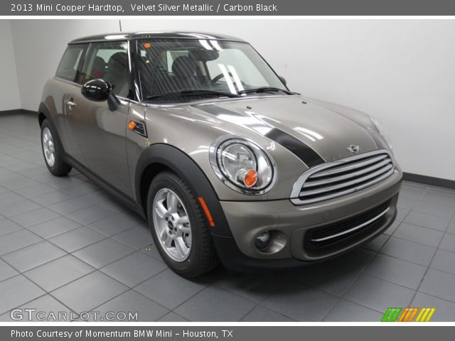 2013 Mini Cooper Hardtop in Velvet Silver Metallic