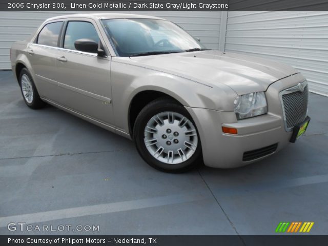 2006 Chrysler 300  in Linen Gold Metallic