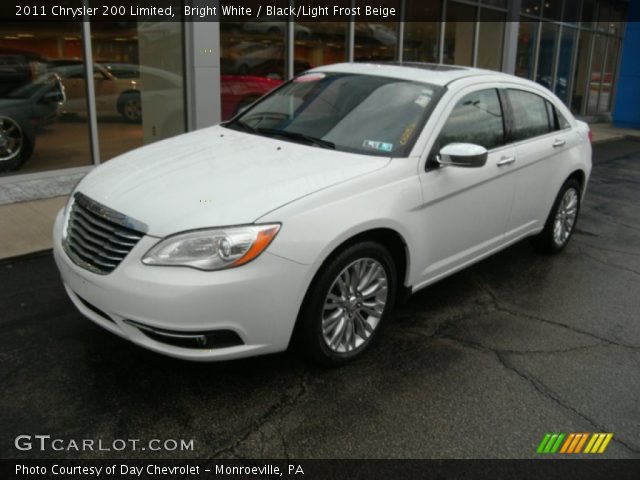 2011 Chrysler 200 Limited in Bright White