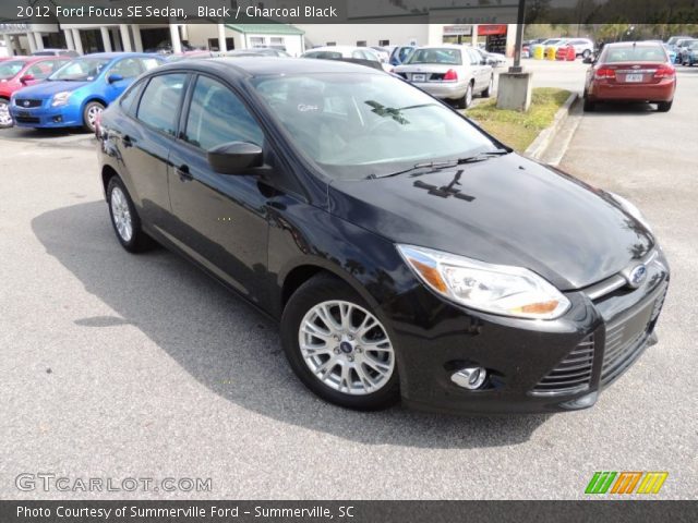 2012 Ford Focus SE Sedan in Black