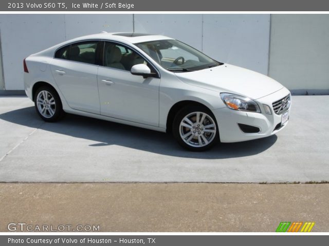 2013 Volvo S60 T5 in Ice White