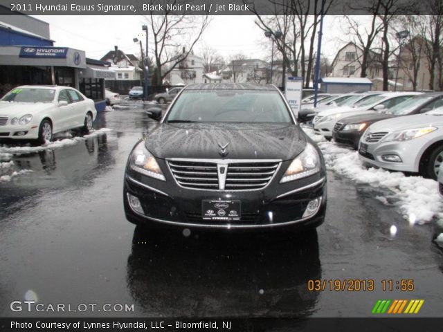 2011 Hyundai Equus Signature in Black Noir Pearl