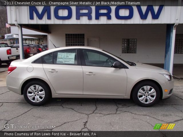 2013 Chevrolet Cruze LS in Champagne Silver Metallic