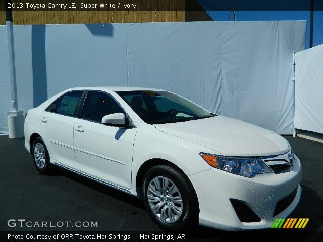 2013 Toyota Camry LE in Super White