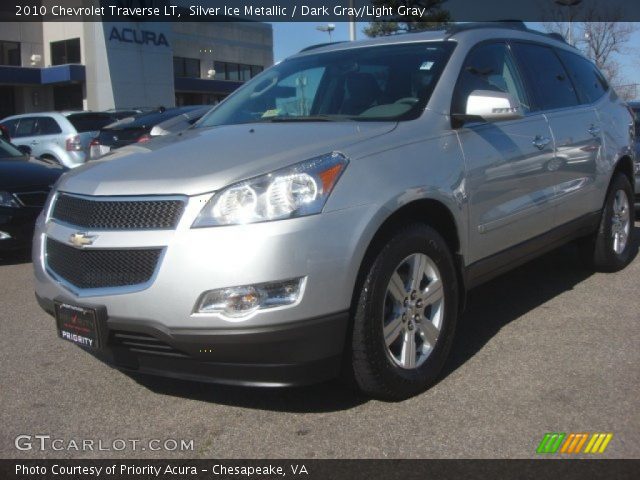 2010 Chevrolet Traverse LT in Silver Ice Metallic