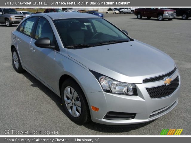 2013 Chevrolet Cruze LS in Silver Ice Metallic