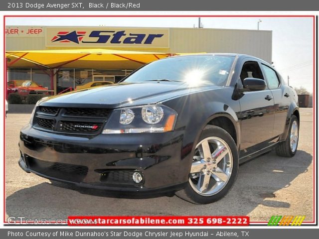2013 Dodge Avenger SXT in Black