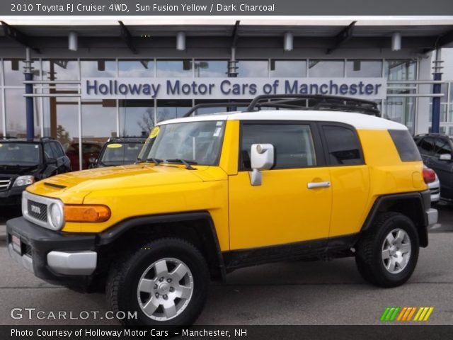 2010 Toyota FJ Cruiser 4WD in Sun Fusion Yellow