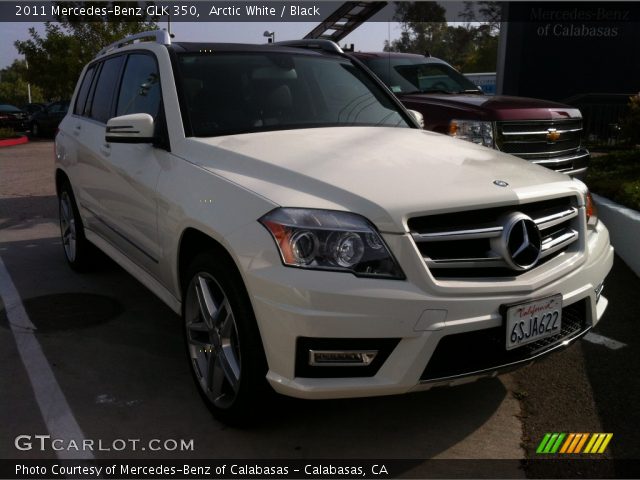 2011 Mercedes-Benz GLK 350 in Arctic White