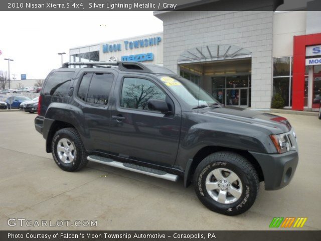 2010 Nissan Xterra S 4x4 in Silver Lightning Metallic