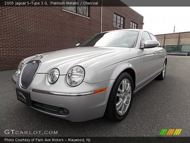 2005 Jaguar S-Type 3.0 in Platinum Metallic