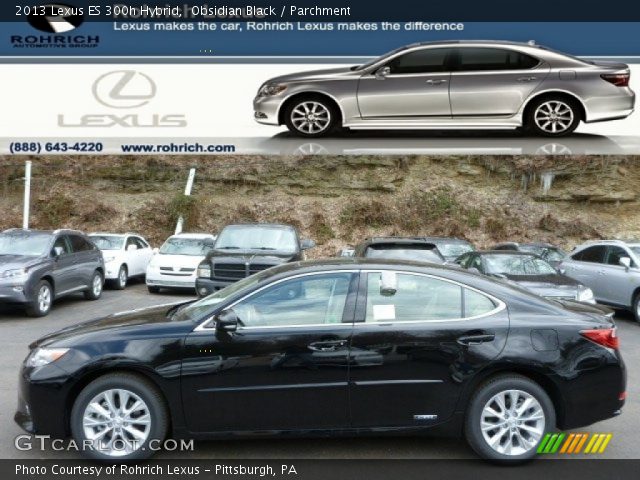 2013 Lexus ES 300h Hybrid in Obsidian Black