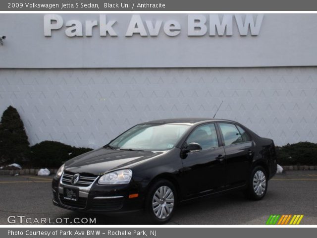 2009 Volkswagen Jetta S Sedan in Black Uni