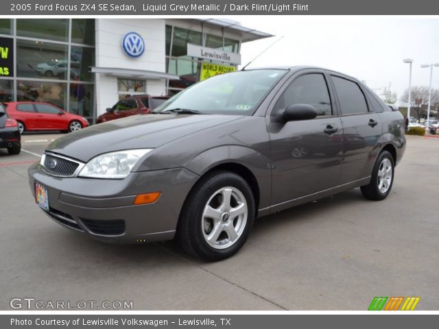 2005 Ford Focus ZX4 SE Sedan in Liquid Grey Metallic