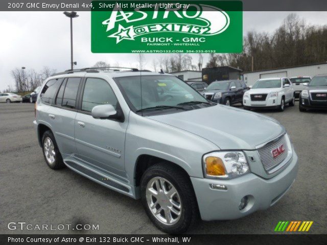 2007 GMC Envoy Denali 4x4 in Silver Mist Metallic