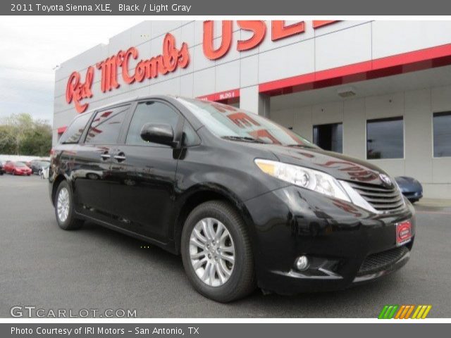 2011 Toyota Sienna XLE in Black