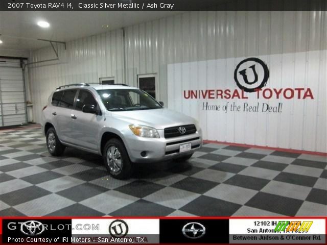 2007 Toyota RAV4 I4 in Classic Silver Metallic
