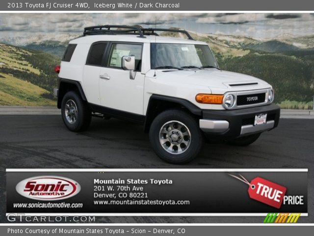 2013 Toyota FJ Cruiser 4WD in Iceberg White