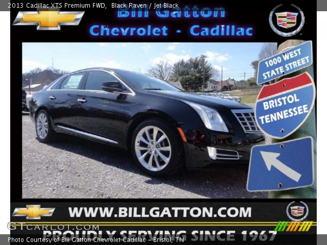 2013 Cadillac XTS Premium FWD in Black Raven
