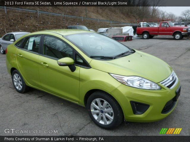 2013 Ford Fiesta SE Sedan in Lime Squeeze