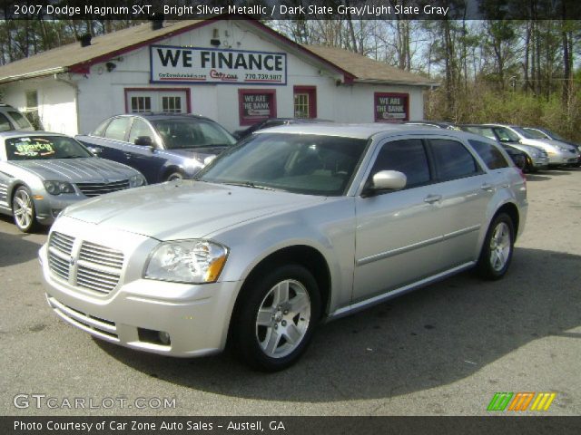 2007 Dodge Magnum SXT in Bright Silver Metallic