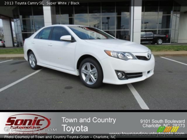 2013 Toyota Camry SE in Super White