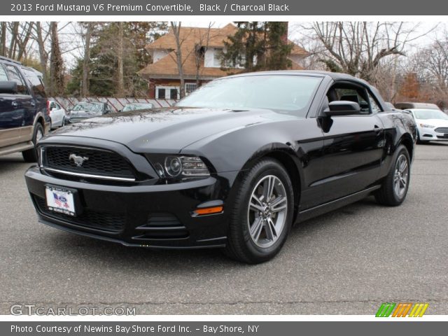 2013 Ford Mustang V6 Premium Convertible in Black