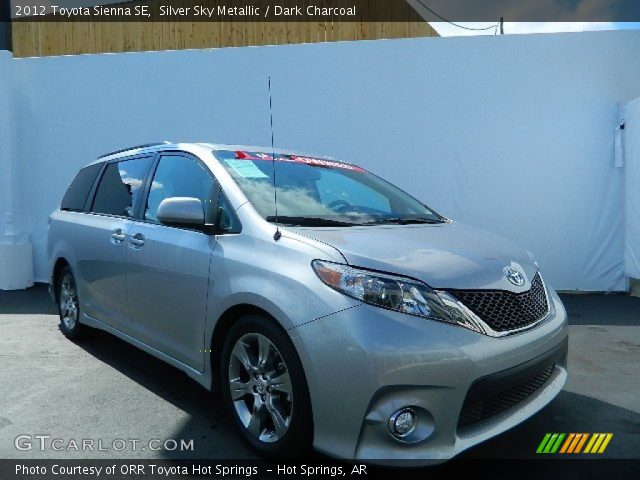 2012 Toyota Sienna SE in Silver Sky Metallic