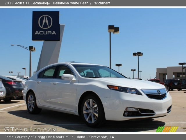2013 Acura TL Technology in Bellanova White Pearl