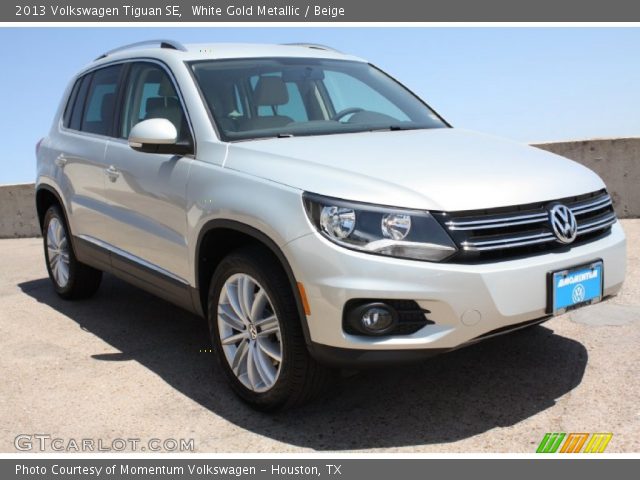 2013 Volkswagen Tiguan SE in White Gold Metallic