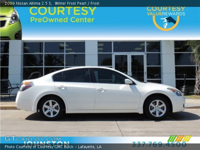 2009 Nissan Altima 2.5 S in Winter Frost Pearl