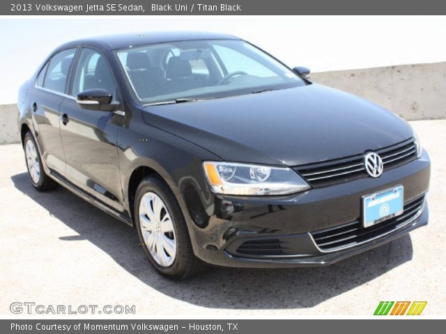 2013 Volkswagen Jetta SE Sedan in Black Uni