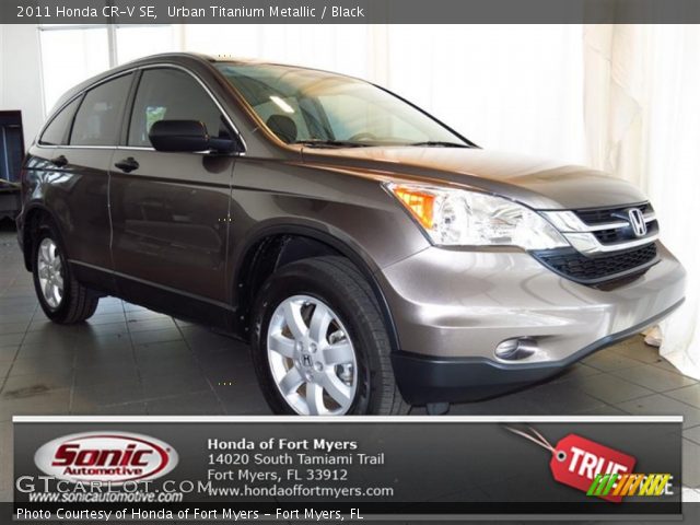 2011 Honda CR-V SE in Urban Titanium Metallic