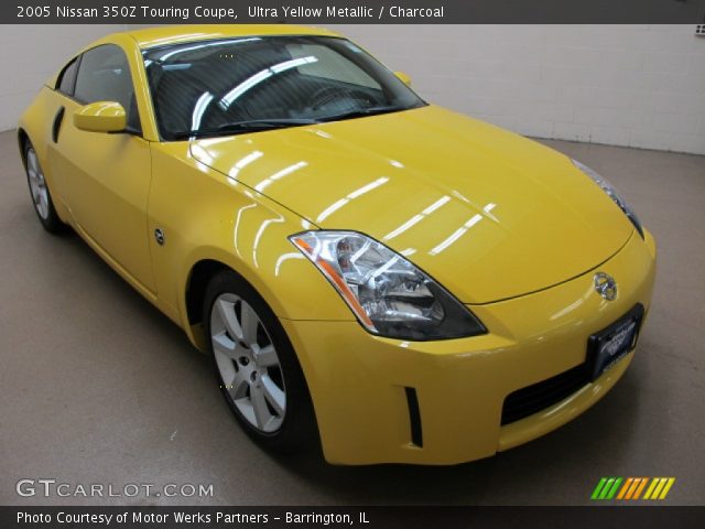 2005 Nissan 350Z Touring Coupe in Ultra Yellow Metallic