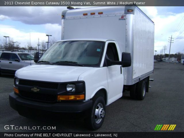 2013 Chevrolet Express Cutaway 3500 Moving Van in Summit White
