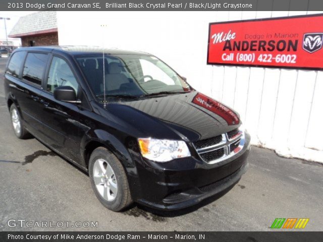 2013 Dodge Grand Caravan SE in Brilliant Black Crystal Pearl